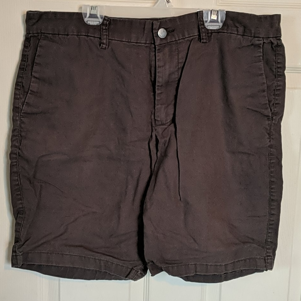 Old Navy linen shorts, size 33, charcoal gray